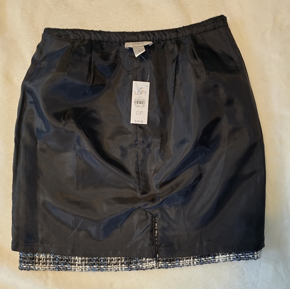 Ann Taylor LOFT Blue, Black & White Tweed Skirt size 0 petites - Picture 3 of 5